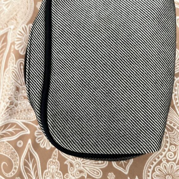 Small Cosmetic Bag Grey and Black Toiletry Bag/Makeup Bag/Travel Zippered - Picture 2 of 5